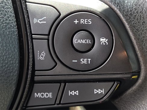Used 2019 Toyota RAV4 LE image 24