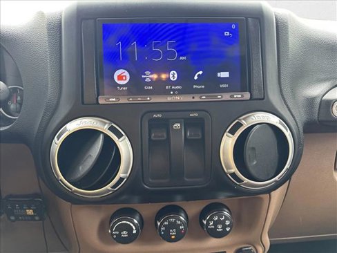 Used 2012 Jeep Wrangler Sahara w/ Connectivity Group image 19