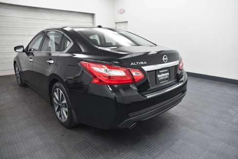 Used 2017 Nissan Altima 2.5 SL w/ Technology Package image 5