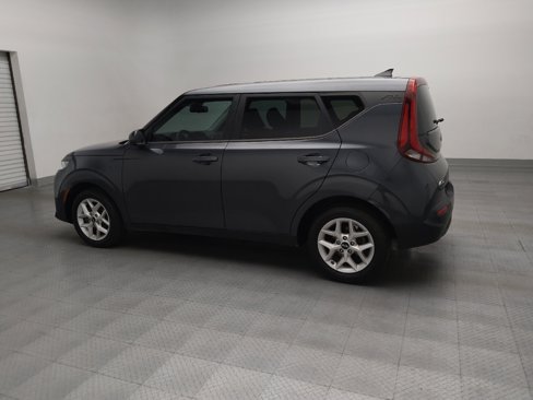 Used 2021 Kia Soul S image 3