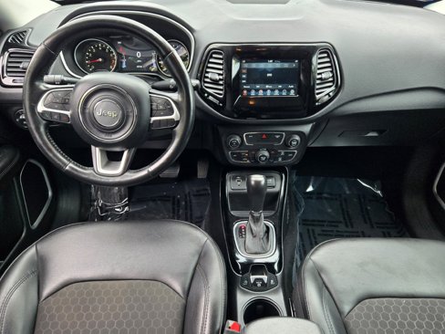 Used 2019 Jeep Compass Altitude image 18