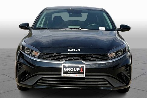 Certified 2023 Kia Forte LXS image 3