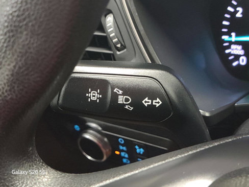 Used 2020 Ford Escape SE image 31
