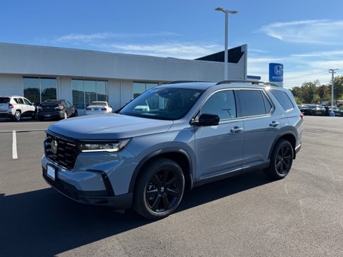 Certified 2025 Honda Pilot Black Edition image 1