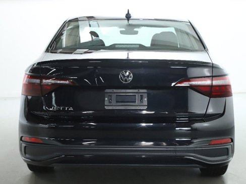 Used 2024 Volkswagen Jetta S image 41
