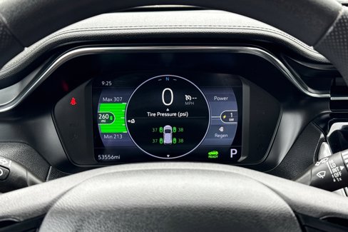Used 2022 Chevrolet Bolt EUV LT image 28