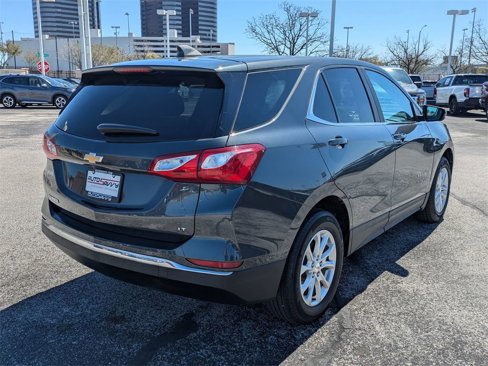 Used 2021 Chevrolet Equinox LT image 3