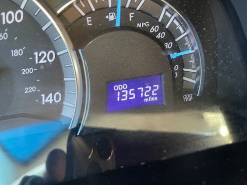 Used 2012 Toyota Camry SE image 19