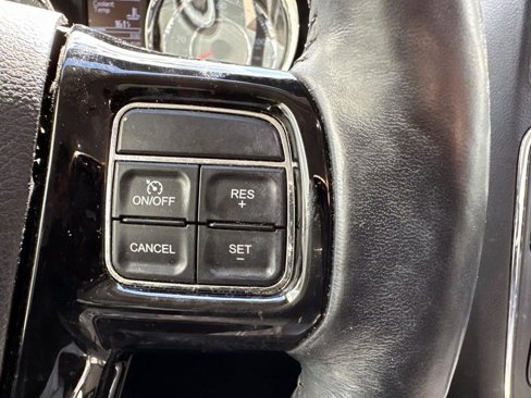 Used 2015 Chrysler Town & Country Limited w/ Trailer Tow Group image 23