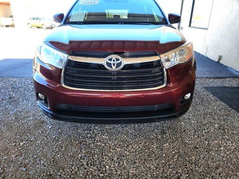 Used 2015 Toyota Highlander LE image 27