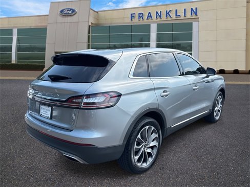 Used 2021 Lincoln Nautilus Reserve image 7