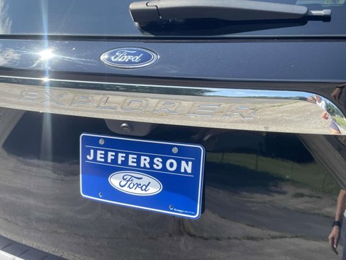 Used 2024 Ford Explorer XLT w/ Equipment Group 202A image 8