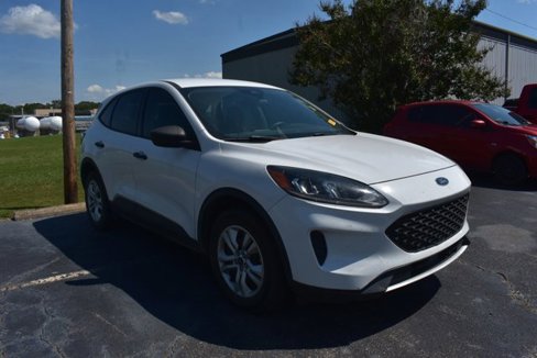 Used 2020 Ford Escape S image 3