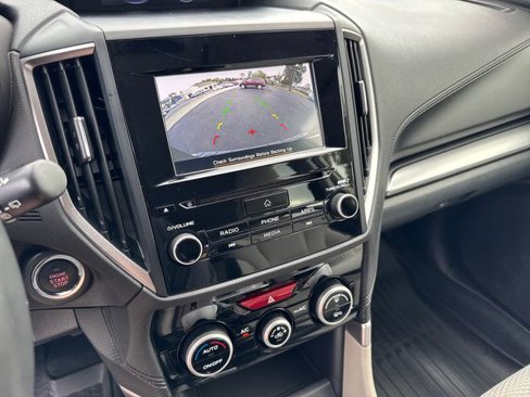 Used 2020 Subaru Forester Premium image 20