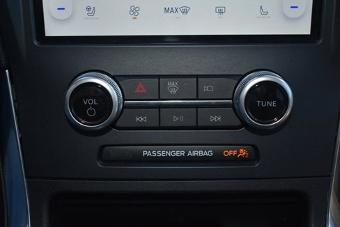 Used 2022 Ford Edge Titanium image 29