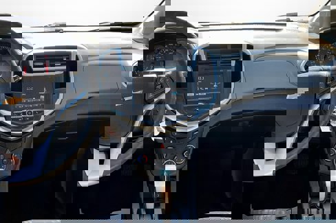 Used 2017 Chevrolet Sonic LS image 7