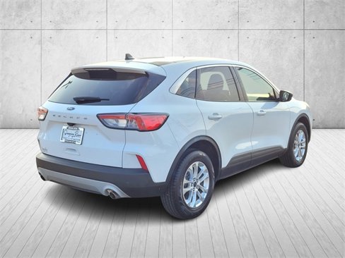 Used 2022 Ford Escape SE w/ Cold Weather Package image 7