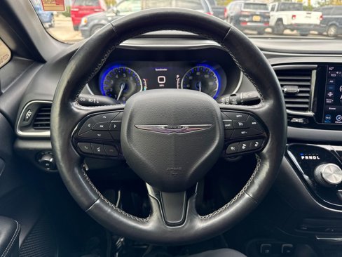 Certified 2019 Chrysler Pacifica Touring-L Plus w/ Advanced Safetytec Group image 18