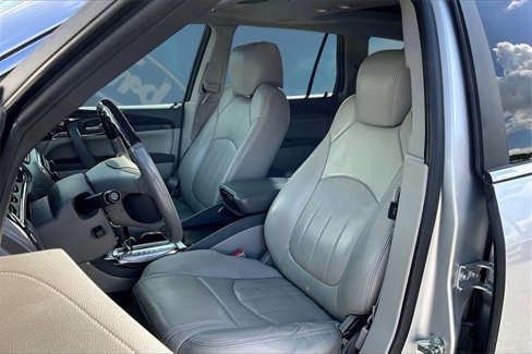 Used 2015 Buick Enclave Premium w/ Experience Buick Package image 25