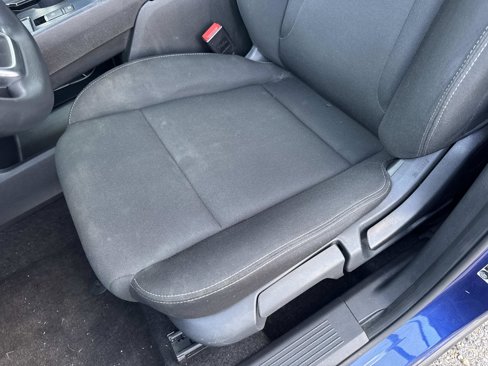 Used 2023 Nissan Rogue S image 16