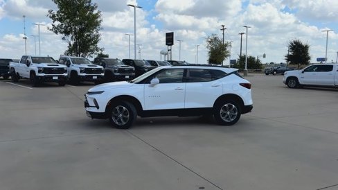 Certified 2023 Chevrolet Blazer LT w/ Convenience Package image 8