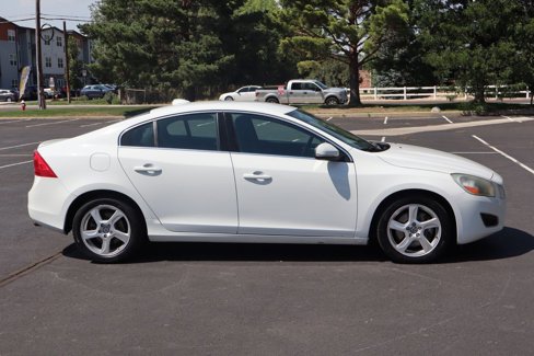 Used 2012 Volvo S60 T5 image 3