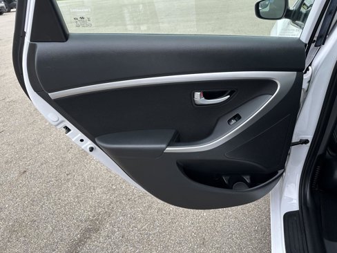 Used 2014 Hyundai Elantra GT image 15