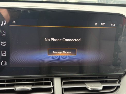 New 2025 Chevrolet Trax RS w/ Sunroof Package image 34