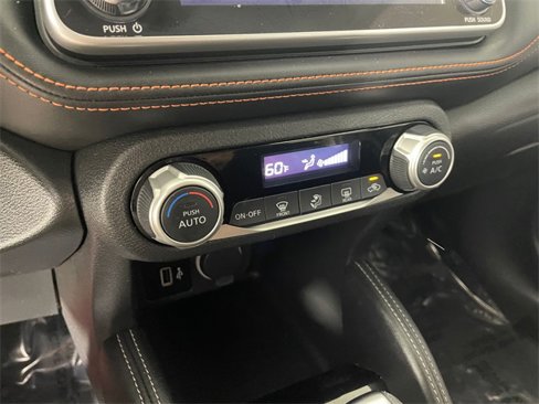 Used 2019 Nissan Kicks SR image 9