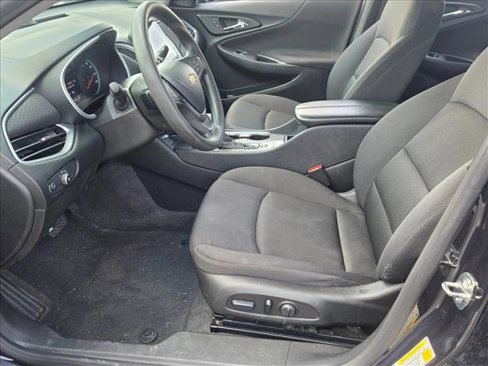 Used 2023 Chevrolet Malibu LT image 16