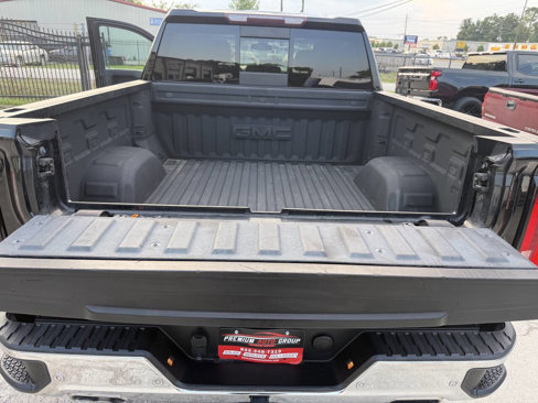 Used 2020 GMC Sierra 1500 SLT image 43