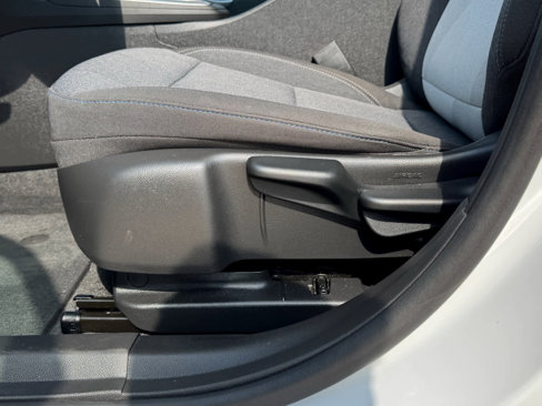 Used 2024 Chevrolet Trax LS image 22