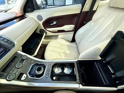Used 2013 Land Rover Range Rover Evoque Prestige image 17