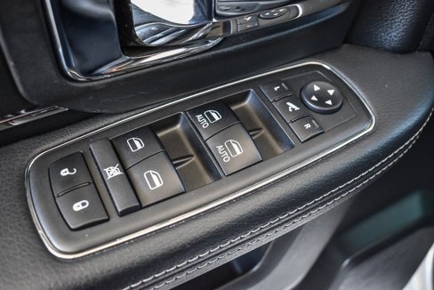 Used 2018 RAM 1500 Laramie w/ Convenience Group image 19