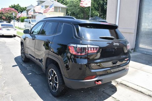 Used 2024 Jeep Compass Trailhawk image 7
