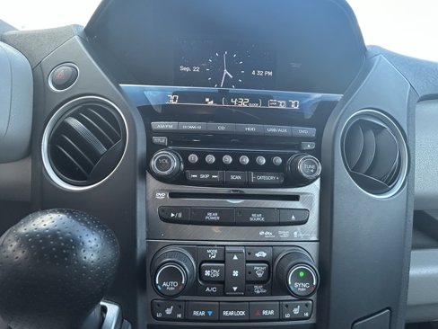 Used 2014 Honda Pilot Touring image 26