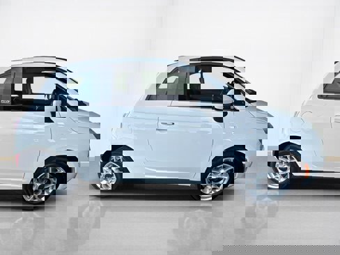 Used 2012 FIAT 500 Pop w/ Bose Premium Audio Pkg image 2