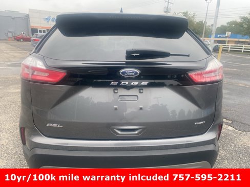 Used 2023 Ford Edge SEL image 5