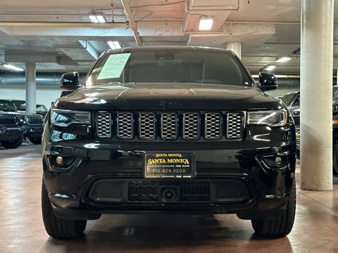 Certified 2021 Jeep Grand Cherokee Laredo X image 8