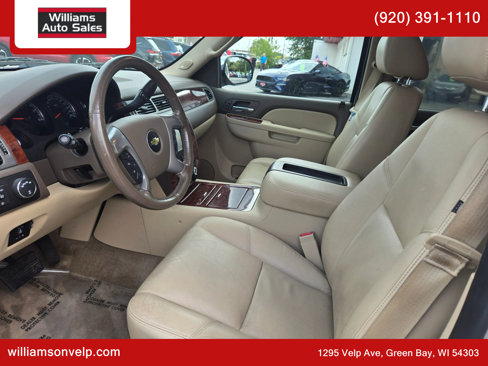 Used 2013 Chevrolet Suburban LTZ image 12