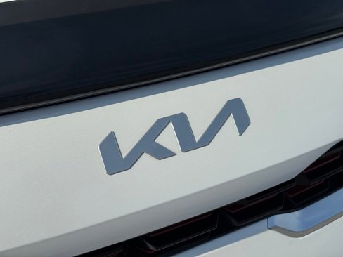 Used 2024 Kia Forte GT-Line w/ GT-Line Premium Package image 8