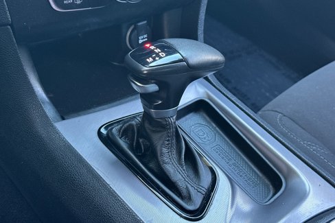 Used 2023 Dodge Charger SXT w/ Blacktop Package image 16