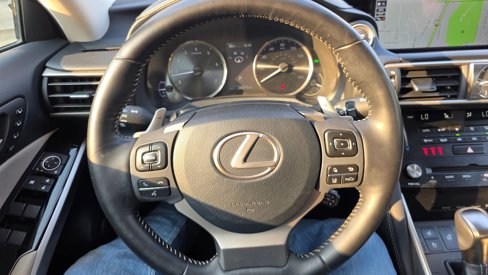 Used 2018 Lexus IS 300 F Sport image 17