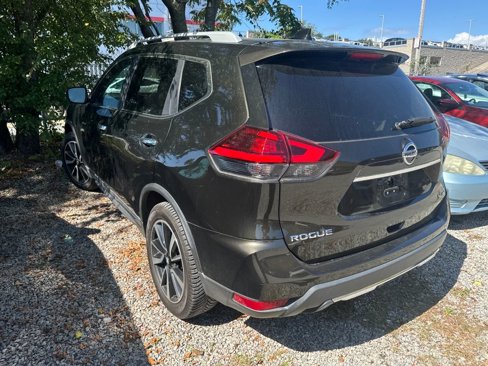 Used 2017 Nissan Rogue SL w/ SL Premium Package image 9