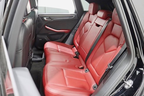 Used 2017 Porsche Macan GTS image 28