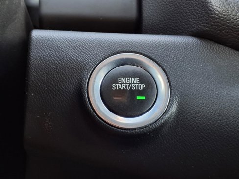 Used 2022 GMC Terrain SLE image 18
