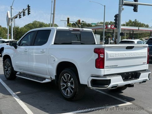 Used 2019 Chevrolet Silverado 1500 RST image 12