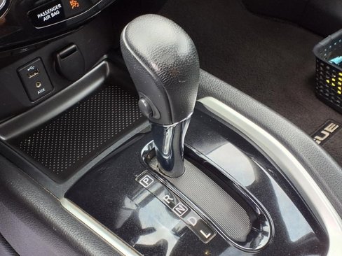 Used 2014 Nissan Rogue SL w/ SL Premium Package image 22