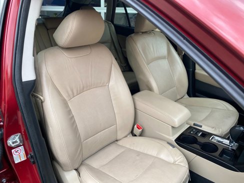Used 2016 Subaru Outback 3.6R Limited image 16