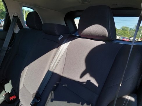 Used 2024 Nissan Rogue S image 22